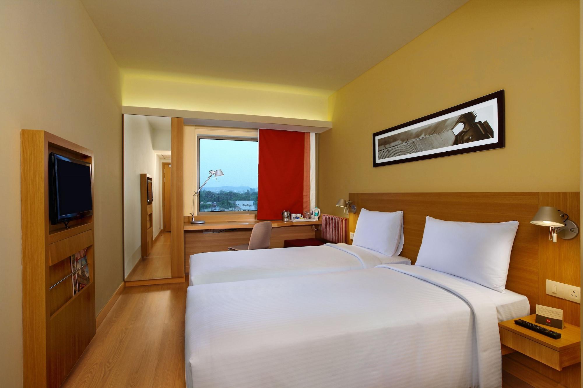Hotel Ibis Bengaluru Outer Ring Road Exterior foto